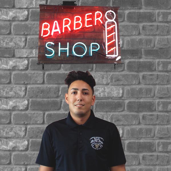 Maniello Barber Shop | Master Of Style | Master Barber Javier